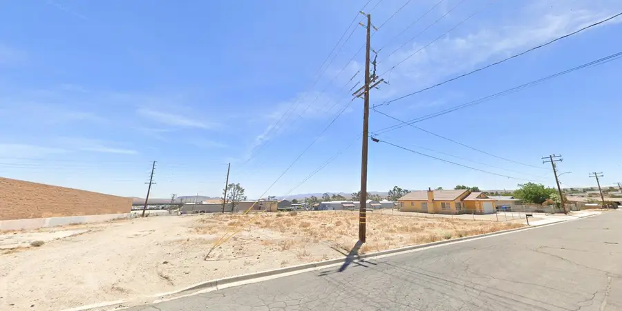 921 921 Sandlewood Ct, Barstow, CA 92311 - #2