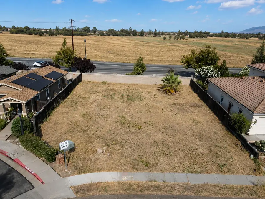 2009 Liberty Drive, Woodland, CA 95776 - #2