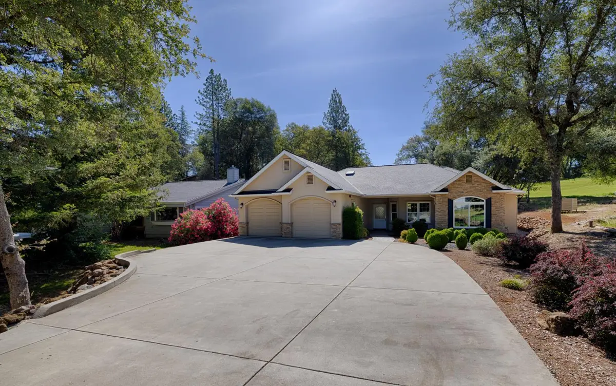 11733 Inverness Way, Auburn, CA 95602 - #1