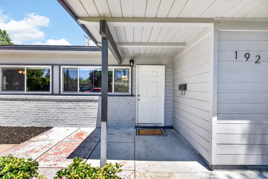 1921 Calhoun Way, Stockton, CA 95207 - #3