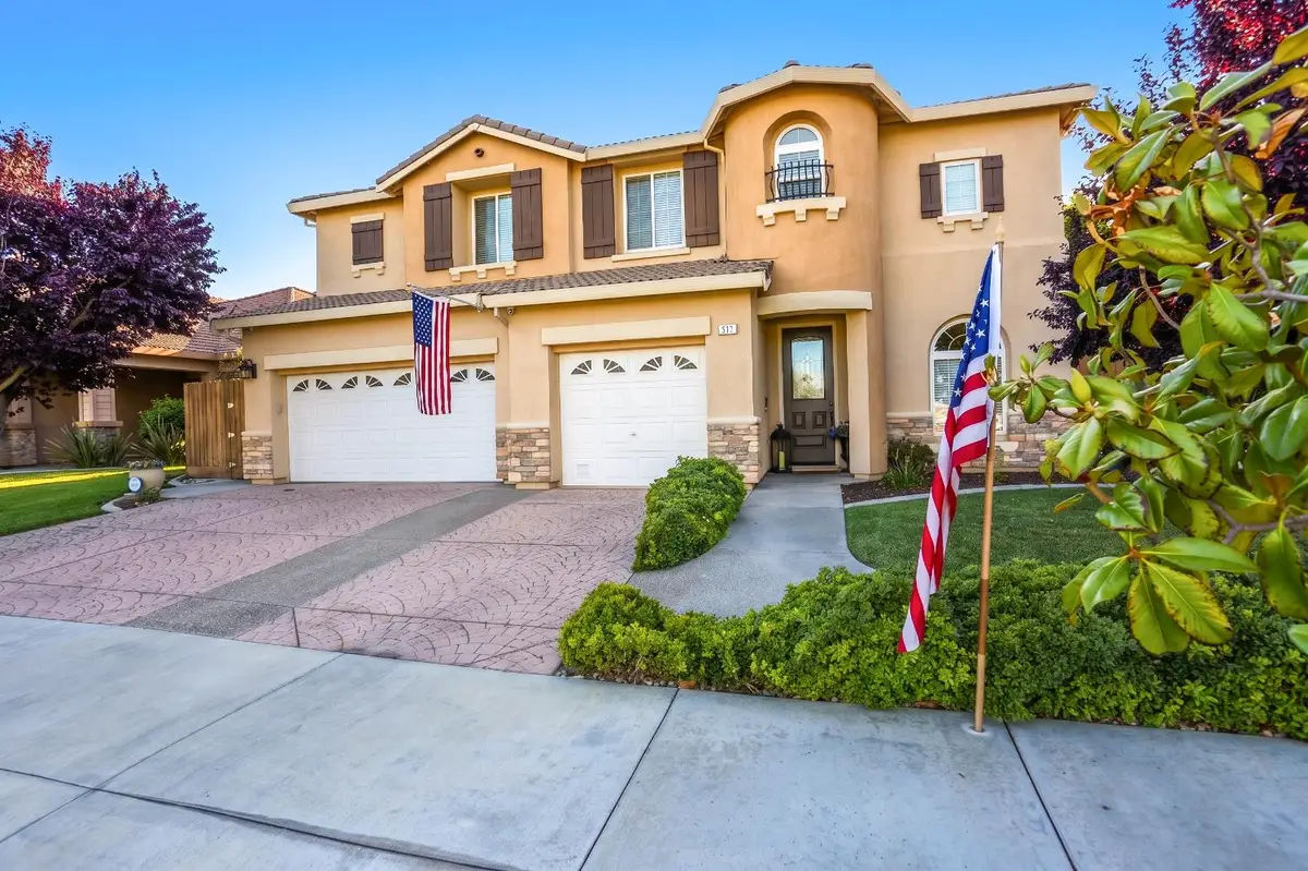 211 Las Palmas Street, Los Banos, CA 93635 - #1