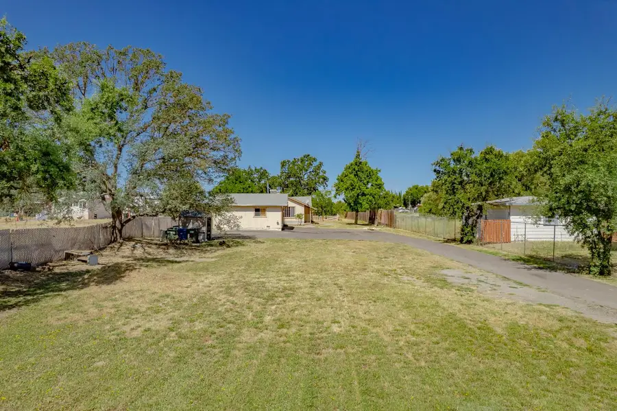 6521 6th Street, Rio Linda, CA 95673 - #2