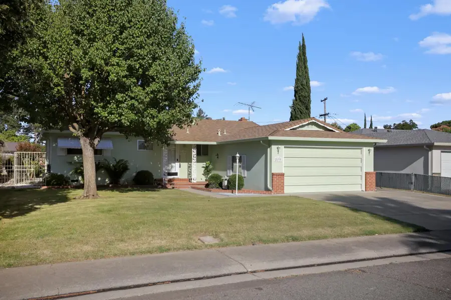 2133 Fullerton Avenue, Stockton, CA 95204 - #3