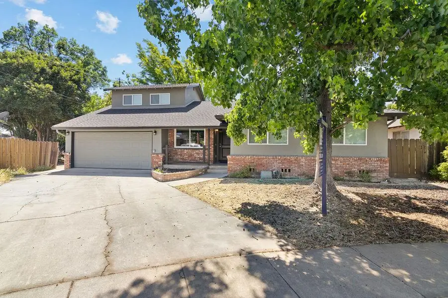 909 Malibu Court, Modesto, CA 95350 - #2