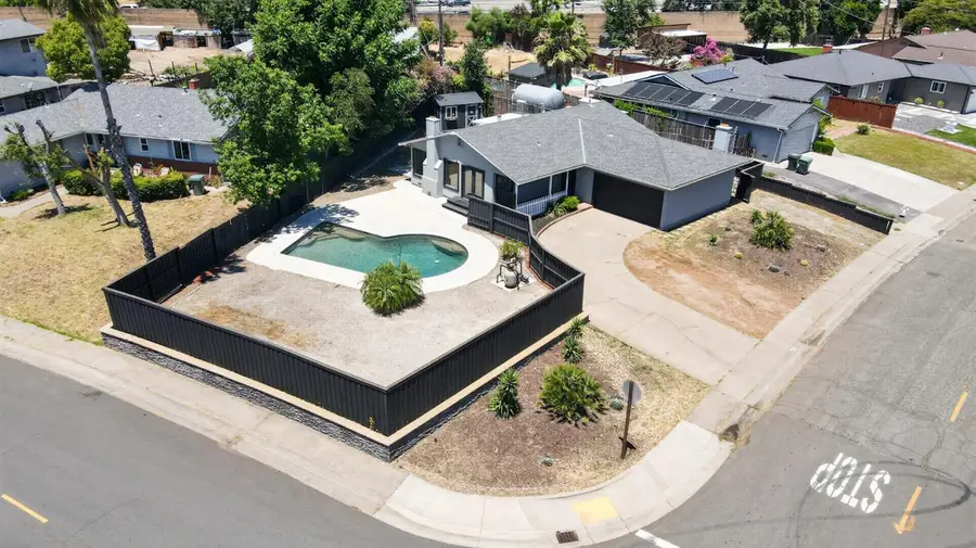 6101 Shenandoah Drive, Sacramento, CA 95841 - #2