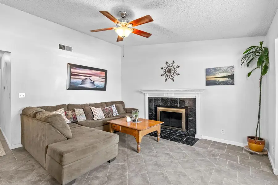 2373 Wolf Street, Merced, CA 95348 - #3
