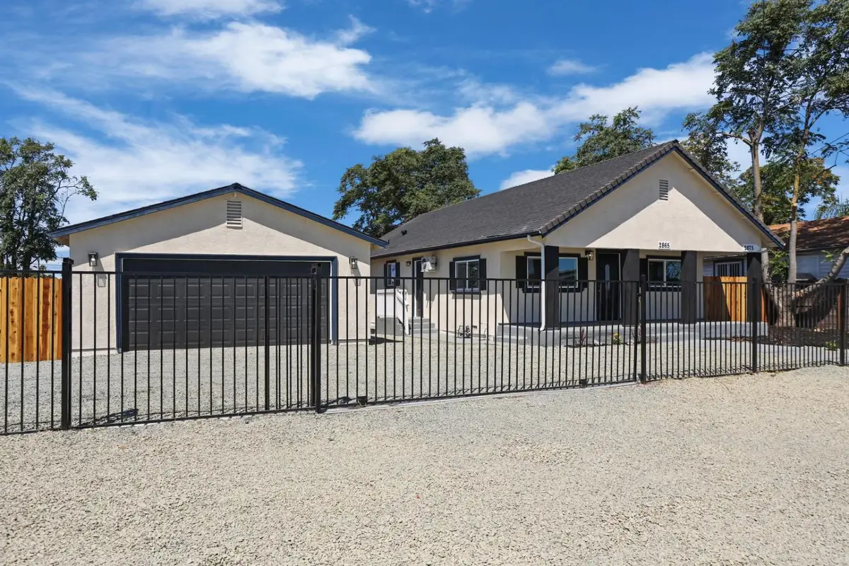 2865 S El Dorado Street, Stockton, CA 95206 - #1
