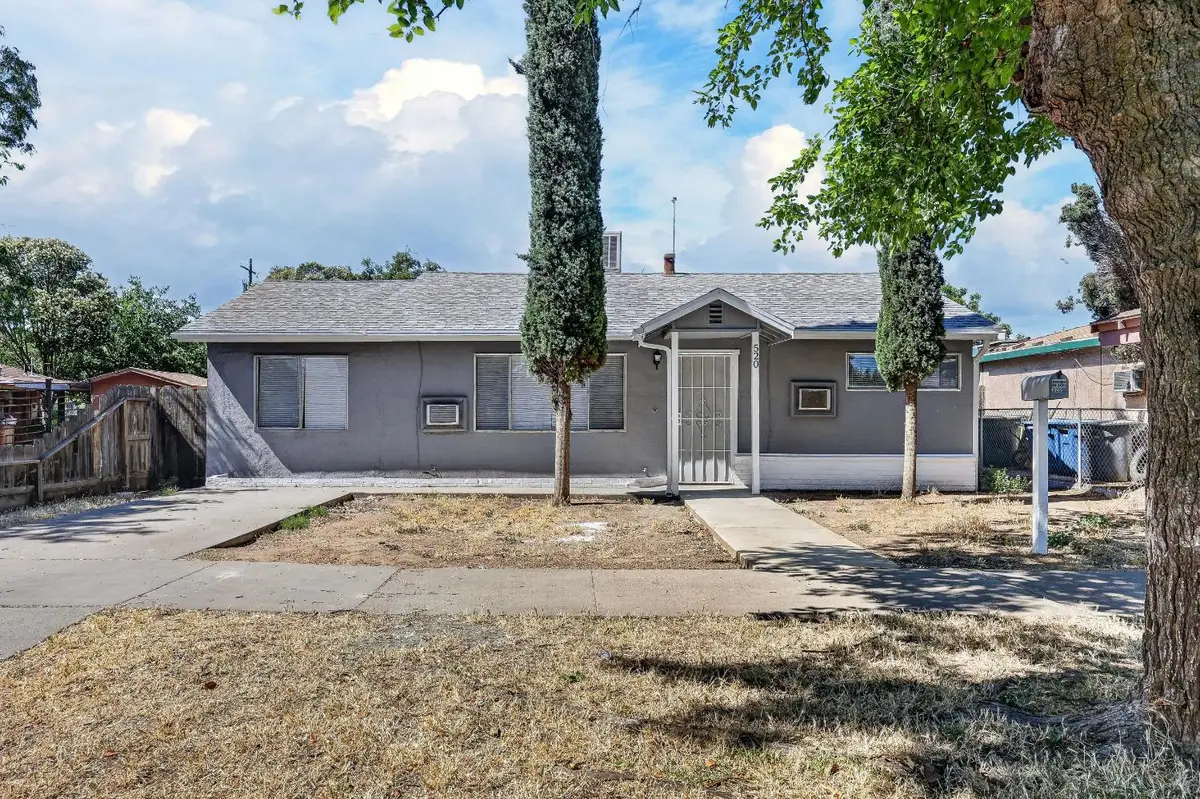 520 W 9th Street, Merced, CA 95341 - #1