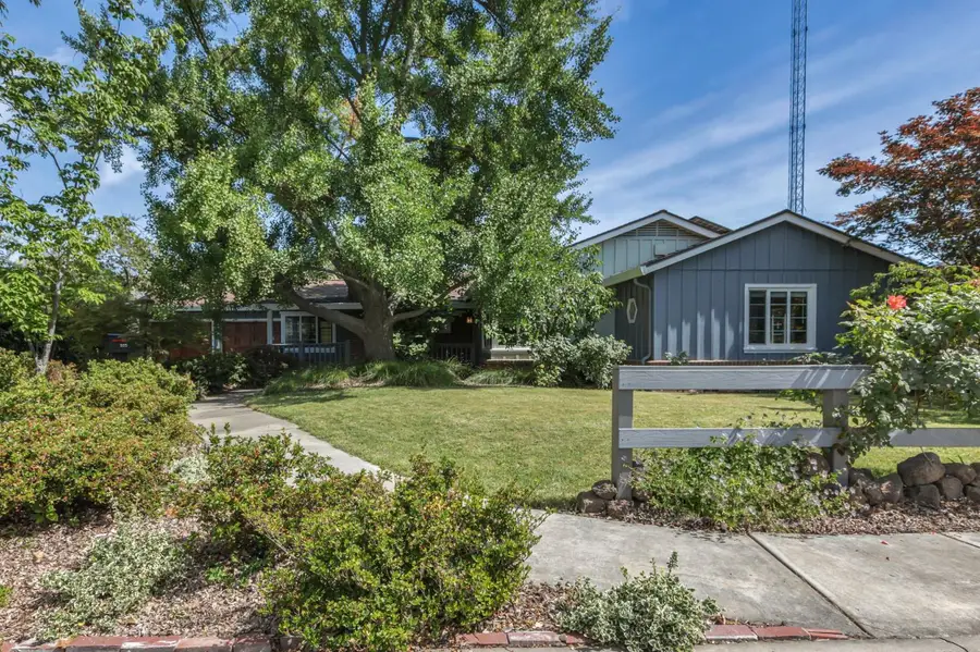 905 Yale Avenue, Modesto, CA 95350 - #2