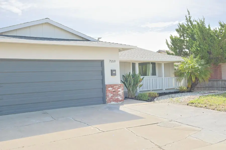 7559 Thorpe Way, Sacramento, CA 95822 - #3