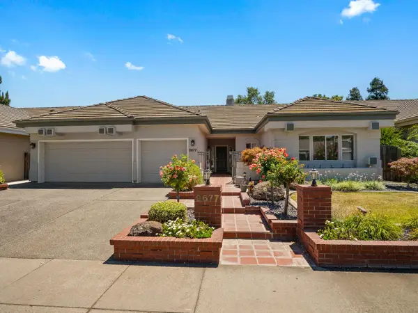 9677 Soaring Oaks Drive, Elk Grove, CA 95758