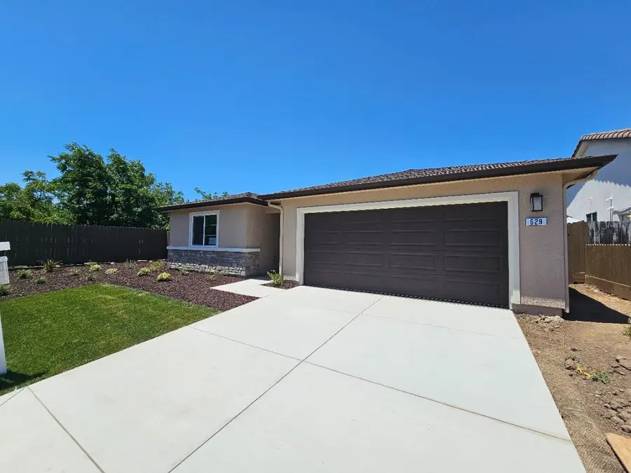 629 Fargo Street, Stockton, CA 95204 - #2