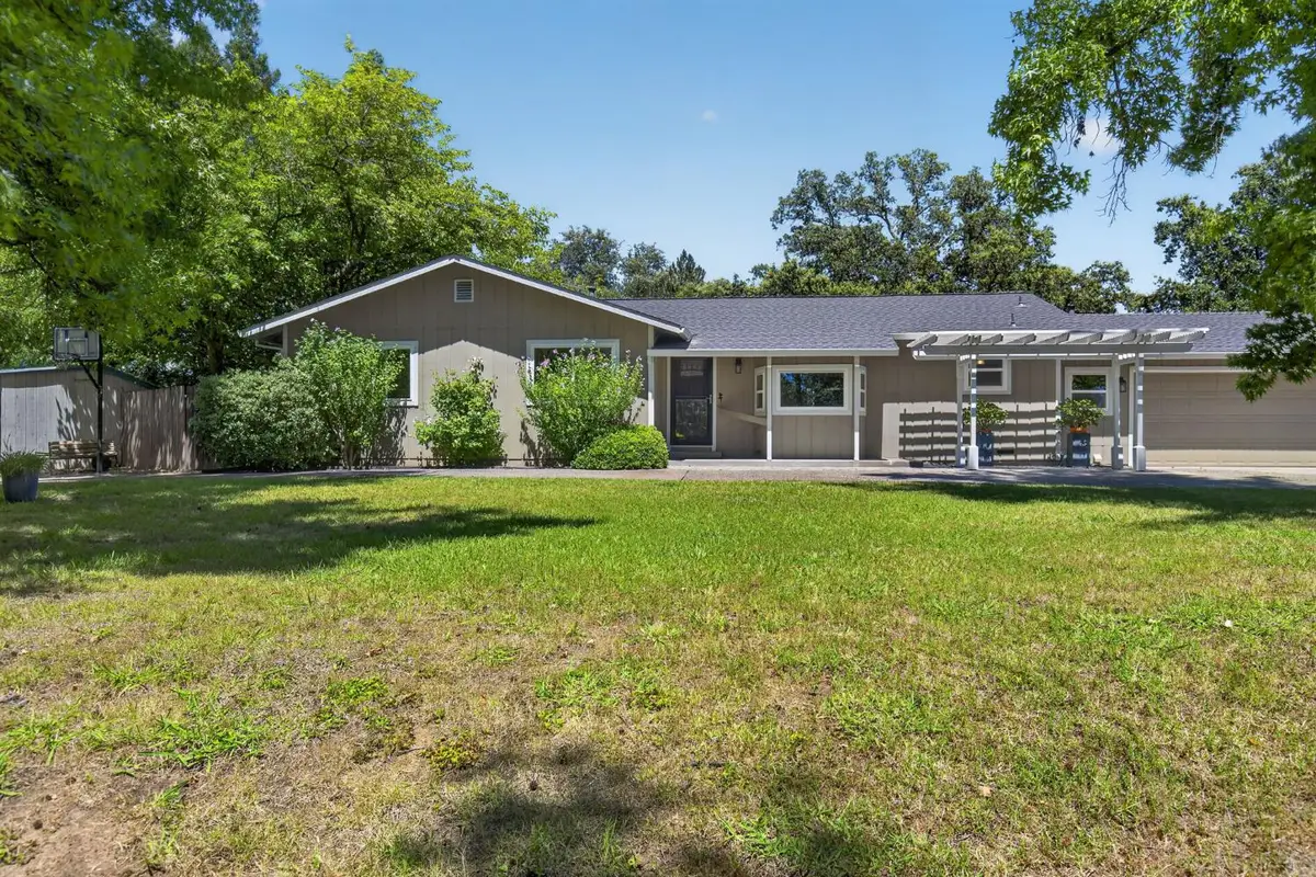 8833 Elm Avenue, Orangevale, CA 95662 - #1