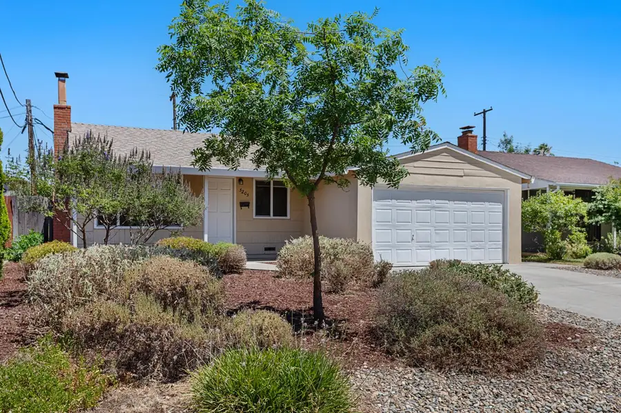 5205 63rd Street, Sacramento, CA 95820 - #2