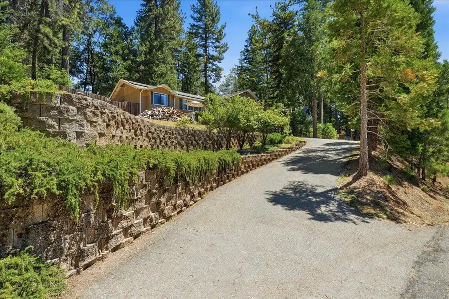 5402 Begonia Drive, Pollock Pines, CA 95726 - #2