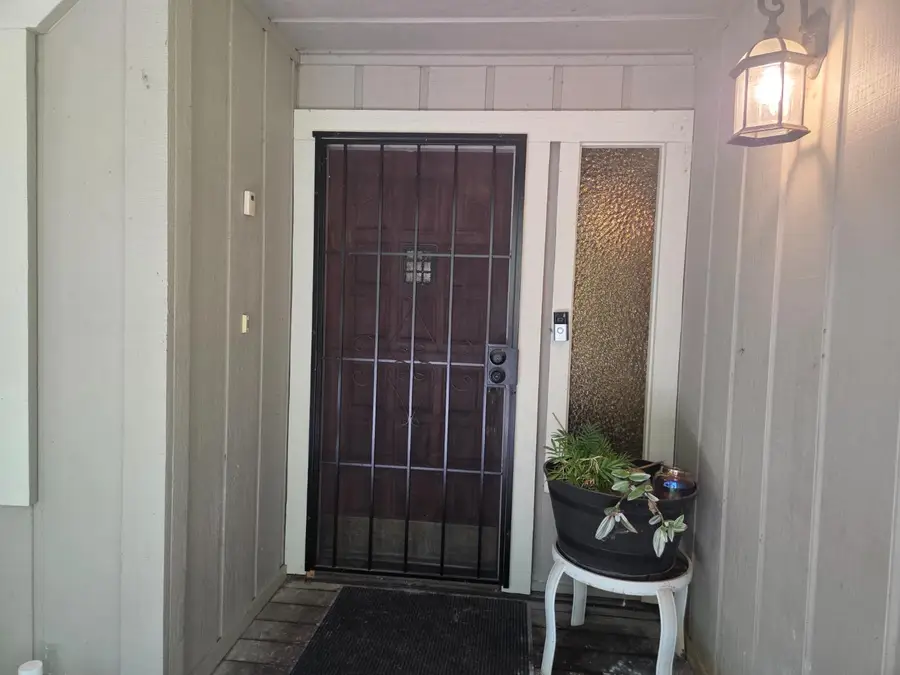 595 Valley Ridge Court, Auburn, CA 95603 - #2