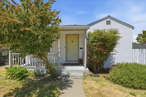 2540 28th Street, Sacramento, CA 95818