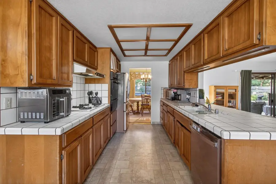 315 Diamond Oaks Road, Roseville, CA 95678 - #3