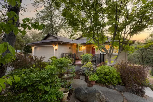 4260 Meadow Glen Road, Auburn, CA 95602