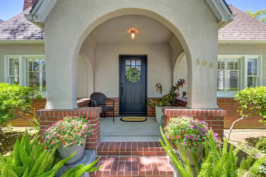 908 Sonoma Way, Sacramento, CA 95819 - #2