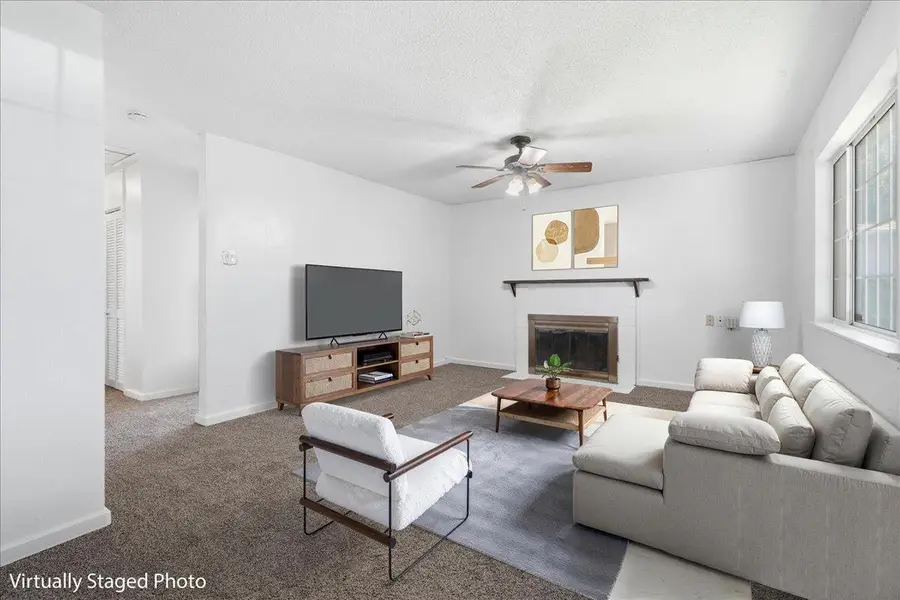 6472 Linn Way, Rio Linda, CA 95673 - #2