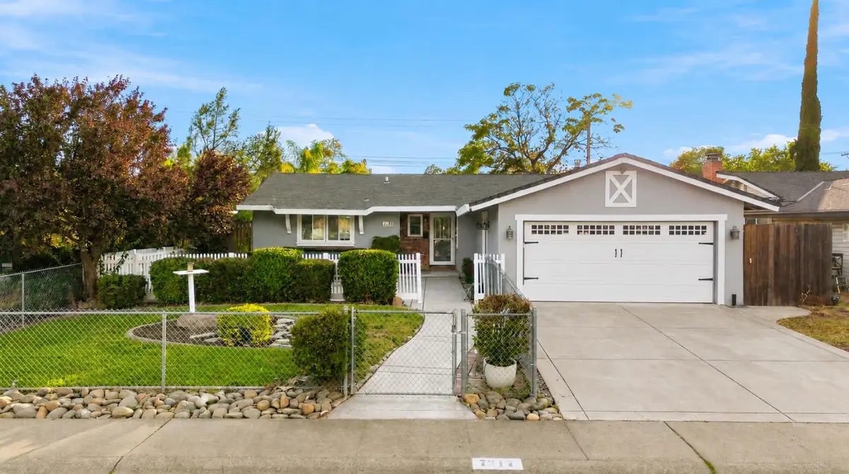 7217 Circlet Way, Citrus Heights, CA 95621 - #1