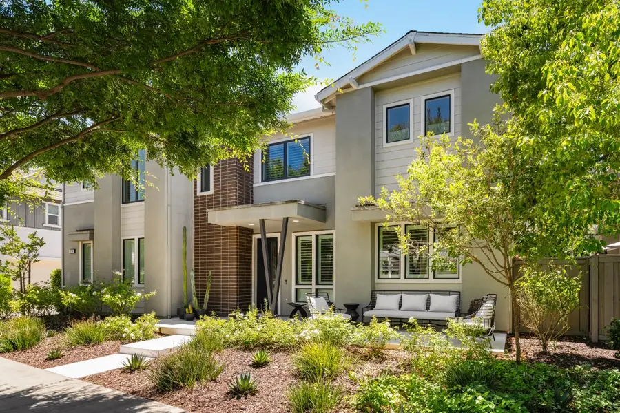 3318 Dullanty Way, Sacramento, CA 95816 - #2