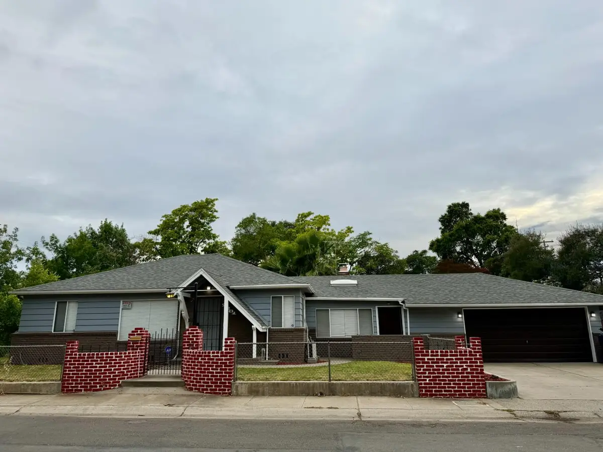 2201 Edgewater Road, Sacramento, CA 95815 - #1