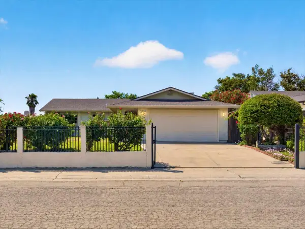 4049 Farmer Way, North Highlands, CA 95660