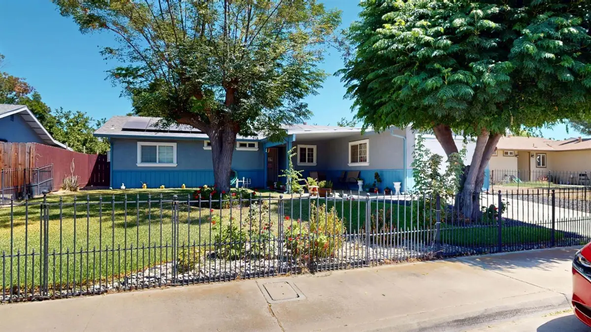 1328 Basil Court, Newman, CA 95360 - #1