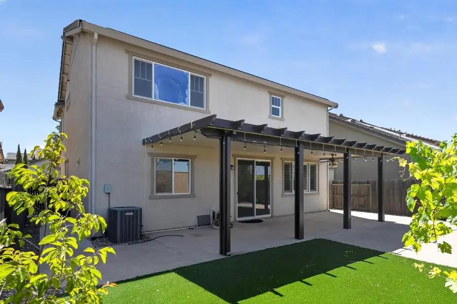 4076 Branigan Lake Way, Rancho Cordova, CA 95742 - #3