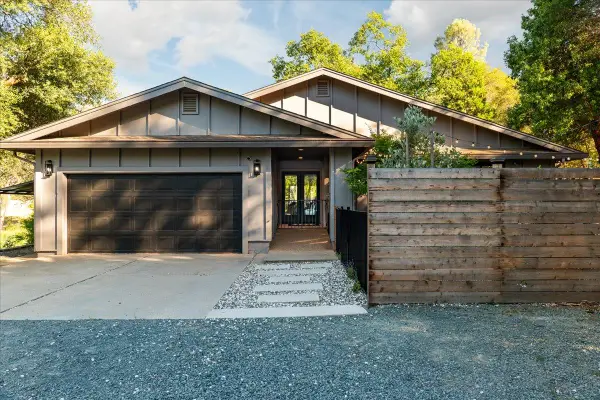 10411 Rough And Ready Road, Rough and Ready, CA 95975
