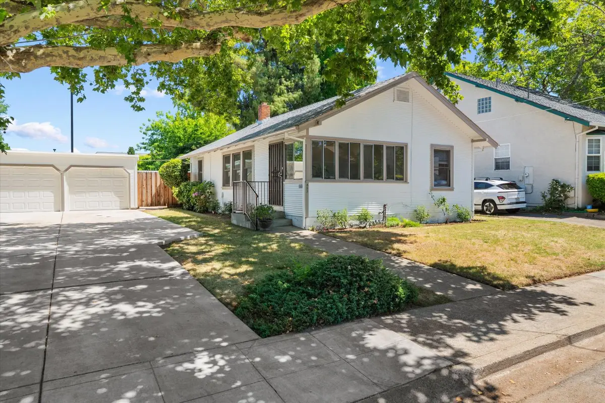 857 38th Street, Sacramento, CA 95816 - #1