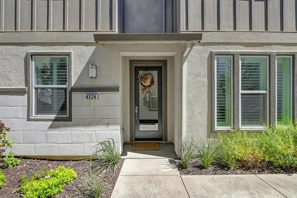 4324 Ocean Lane, Elk Grove, CA 95757
