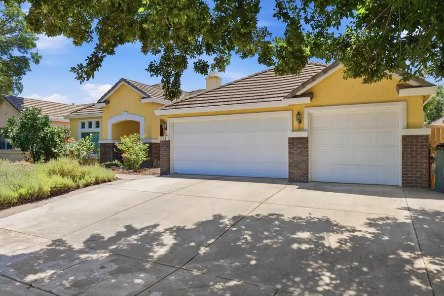 1024 Santa Barbara Way, Yuba City, CA 95991 - #2