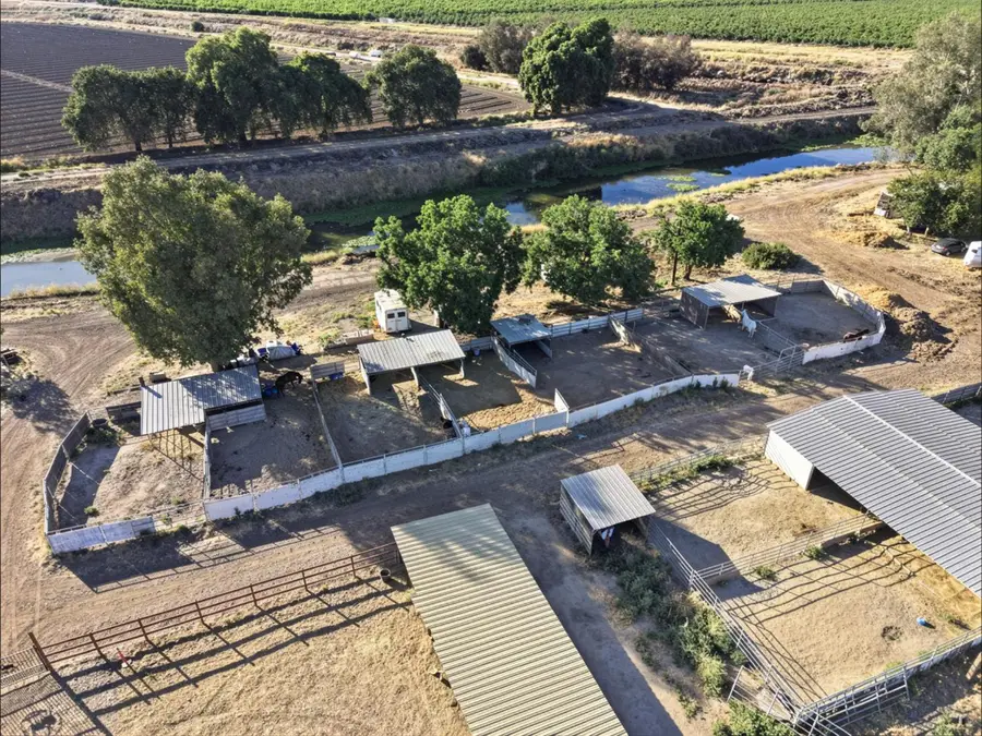 3943 W California Ave, Tracy, CA 95304 - #3