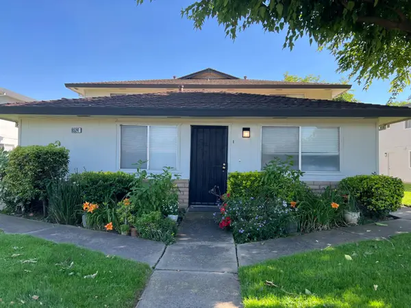 9524 Emerald Park Drive #1, Elk Grove, CA 95624