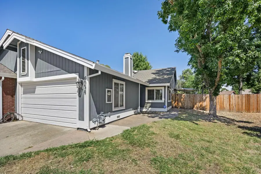 6054 Peoria Drive, Citrus Heights, CA 95621 - #2