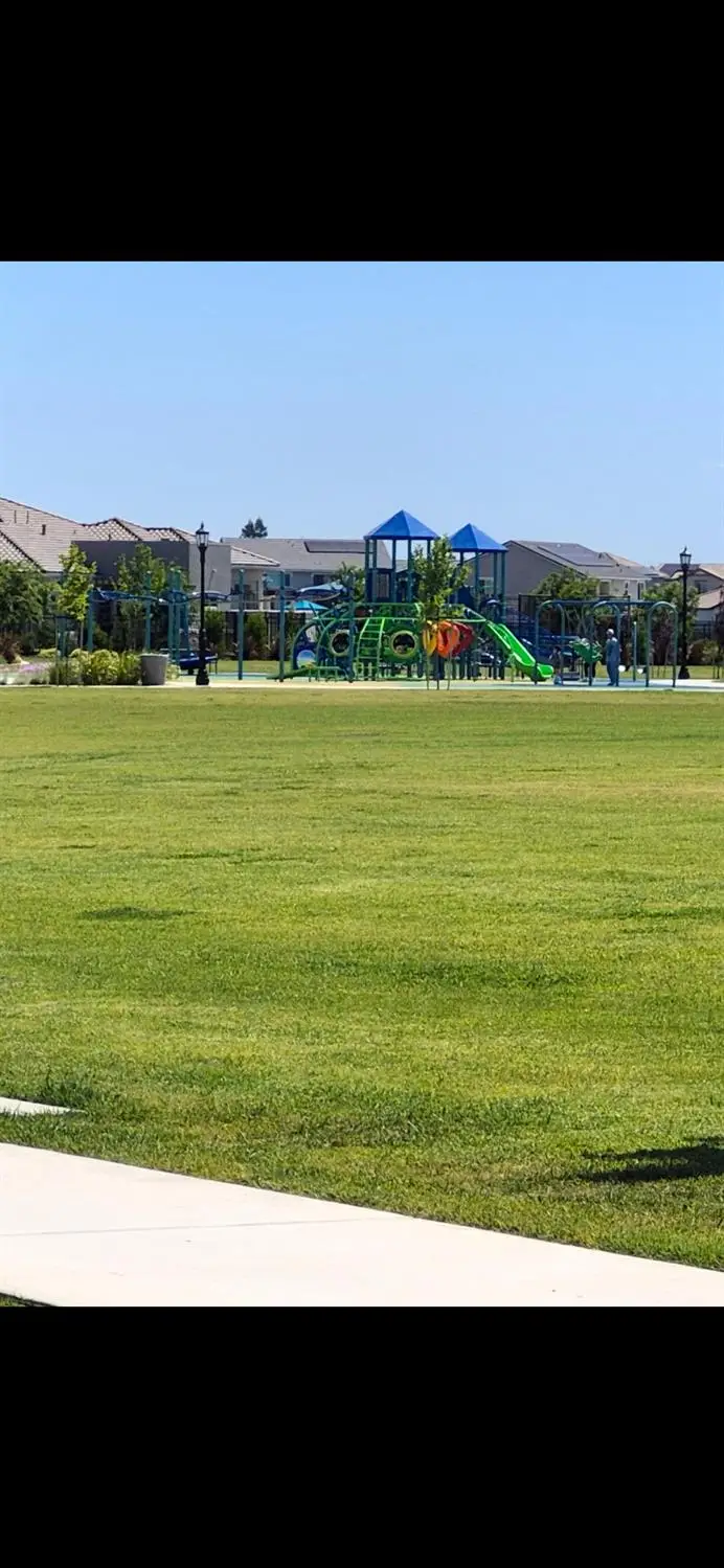5820 Lagrande Way, Stockton, CA 95219 - #2