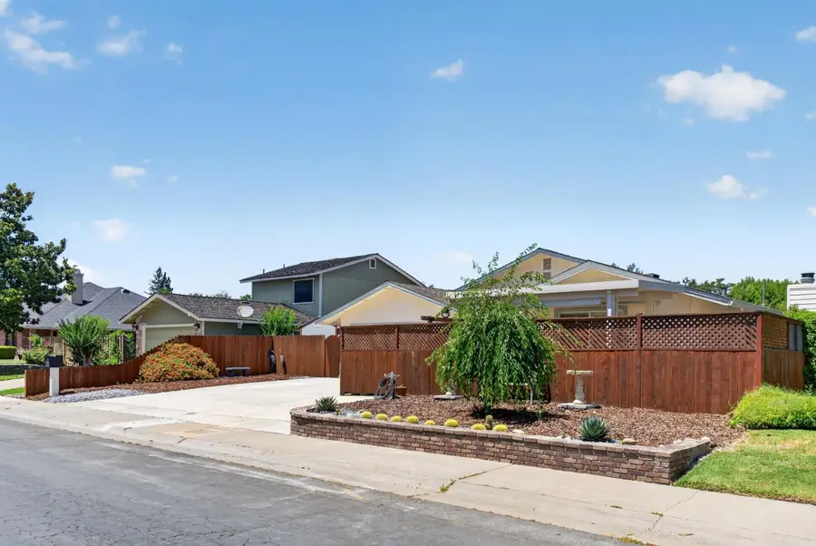 283 Brewster Avenue, Sacramento, CA 95831 - #3