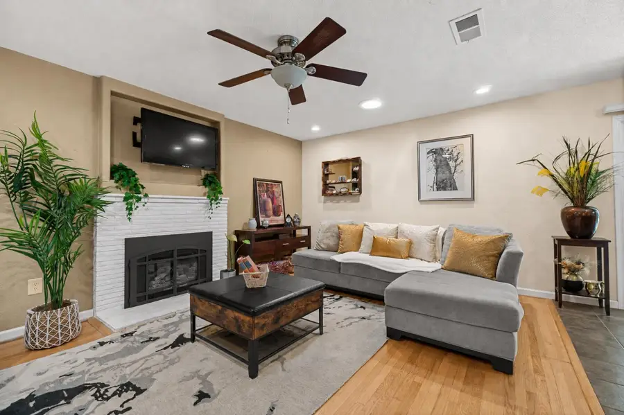 105 Coralie Way, Folsom, CA 95630 - #3
