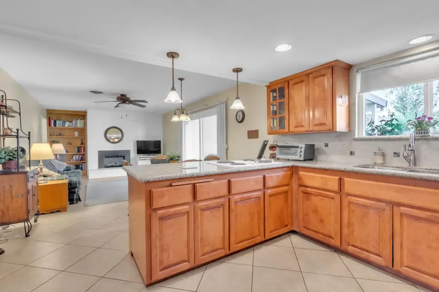 1460 Peach Tree Lane, Yuba City, CA 95993 - #2