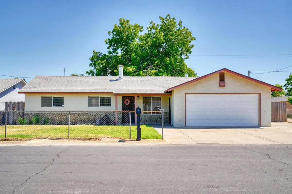 1636 Woodworth Avenue, Modesto, CA 95351 - #1