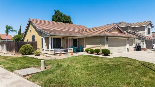 2901 Gambler Hill Court, Riverbank, CA 95367