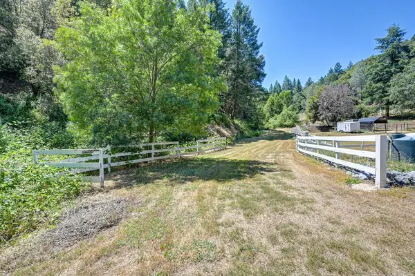 23505 Grand View Way, Colfax, CA 95713