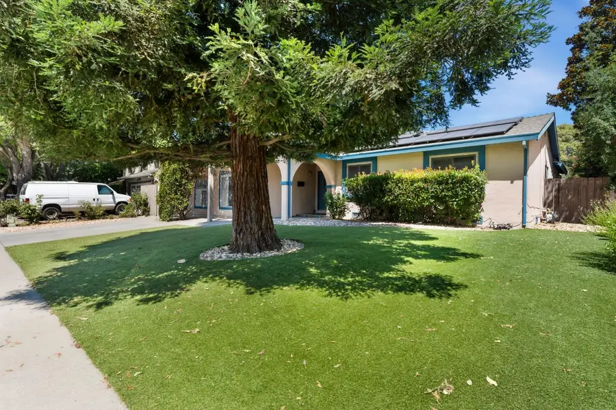 407 Del Oro Avenue, Davis, CA 95616 - #2