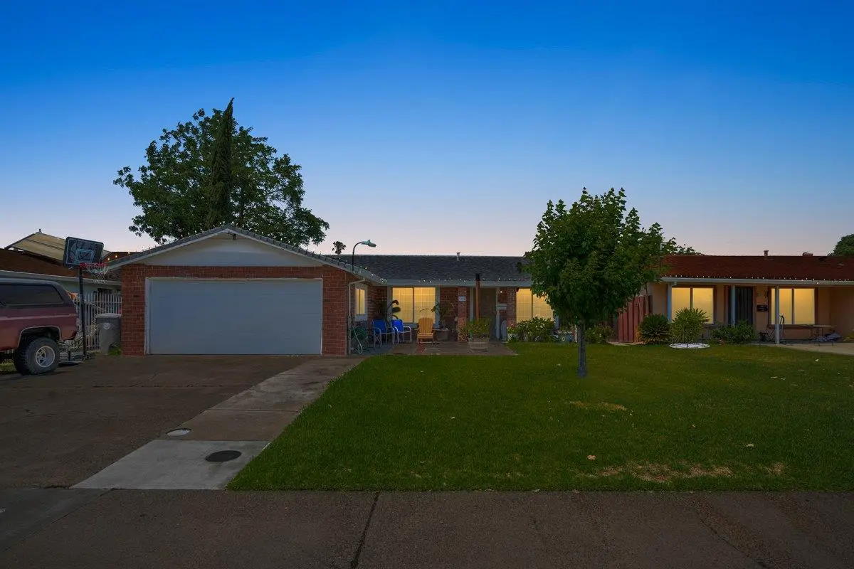 5717 Seyferth Way, Sacramento, CA 95823 - #1