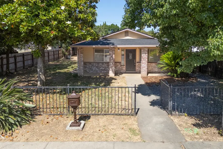 225 California Street, Gridley, CA 95948 - #2