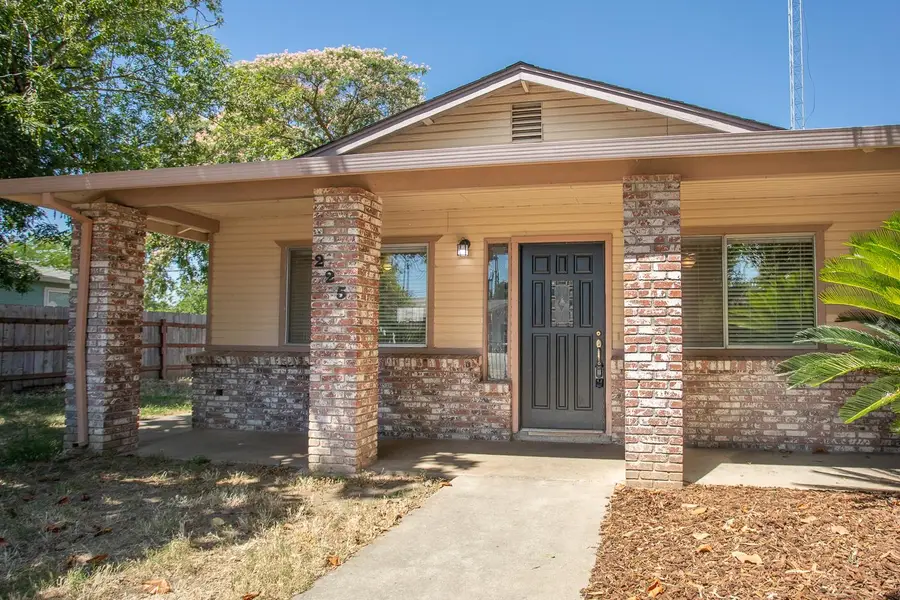 225 California Street, Gridley, CA 95948 - #3