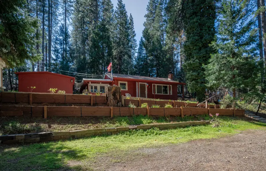 390 S Horseshoe Drive, Hathaway Pines, CA 95233 - #3